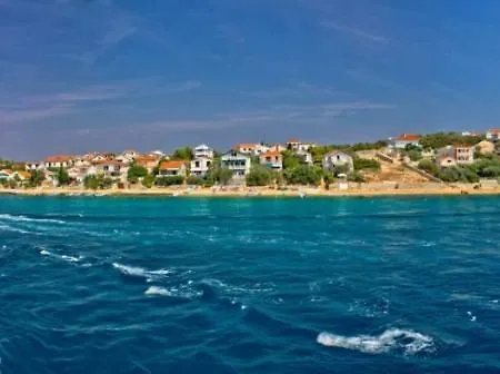 In With Seaview, Terrace, Air Condition * Ždrelac
